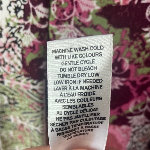 Floral Patchwork V-Neck Blouse Size  XL - Picture 6 of 7